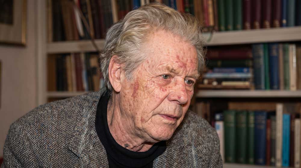 Евгений Андреевич Борисов. Цифровая художественная реконструкция выполнена на основе раритетного прижизненного фотопортрета из справочника «Псковская энциклопедия. 903-2003» под редакцией. А. И. Лобачева, оригинал которого отличался низким полиграфическим качеством и сильным растровым искажением.