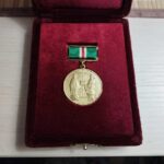 Знак Патриаршей литературной премии имени святых равноапостольных Кирилла и Мефодия.